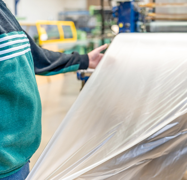 Keuntungan Membeli Plastik Langsung dari Produsen